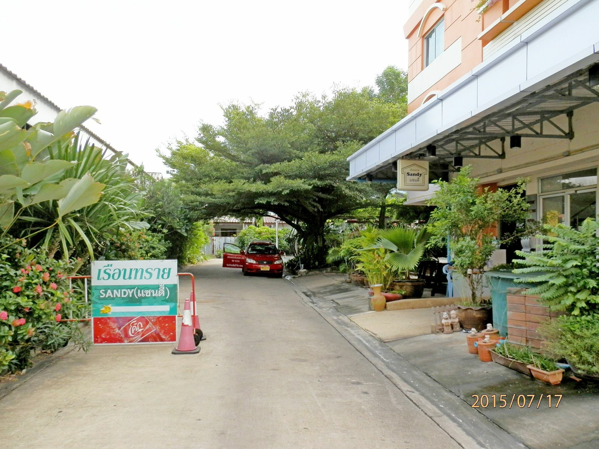 Sandy Serviced Apartment Bangkok Luaran gambar